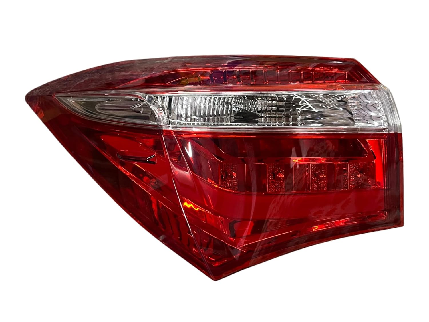 Red tail light assembly for Toyota Corolla Altis Type 3 (2014-2017)