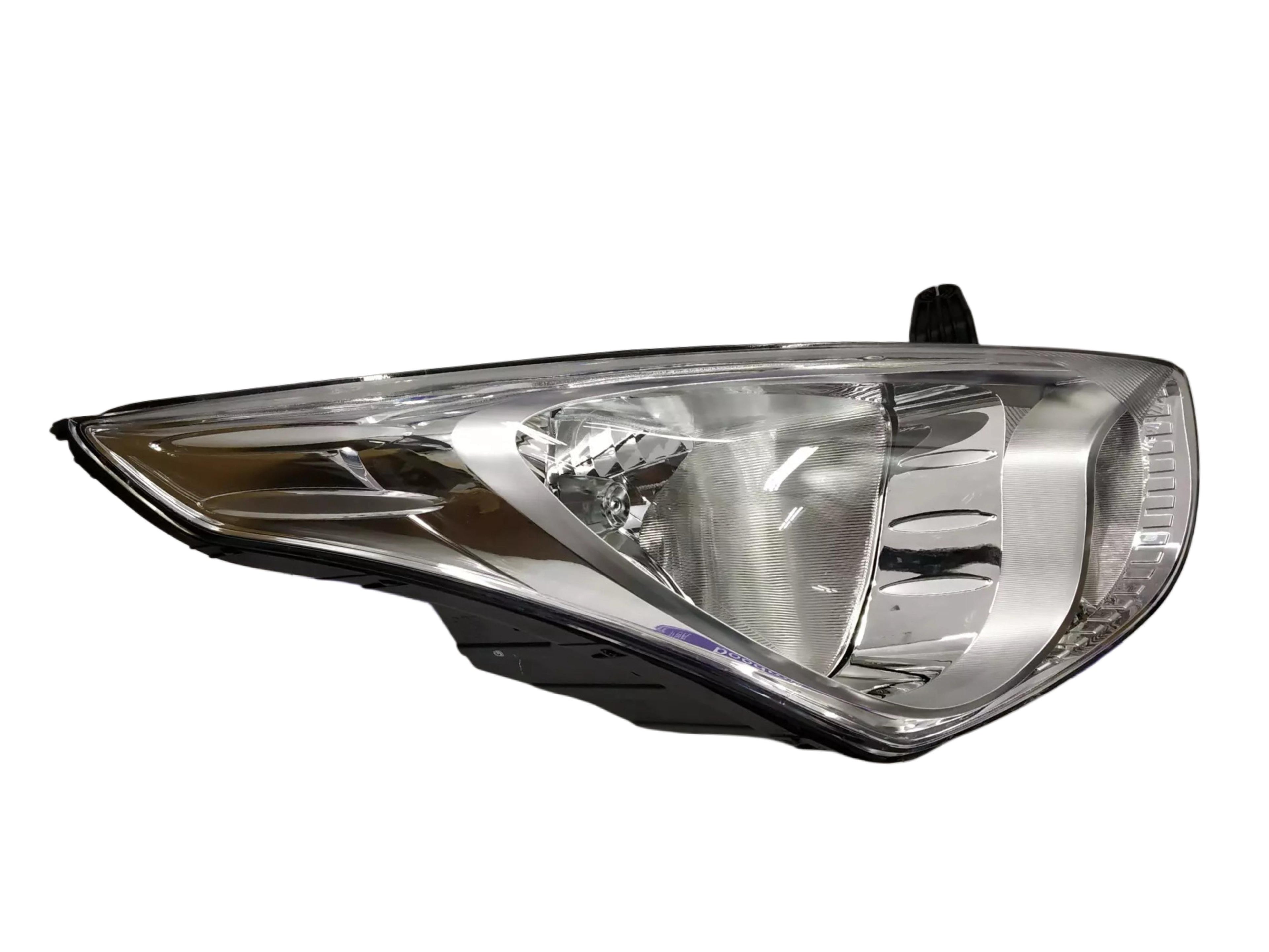 Hyundai Eon headlight

Eon car headlamp