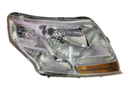 A single headlight for Mahindra TUV300 2015-Now without adjustable motor.