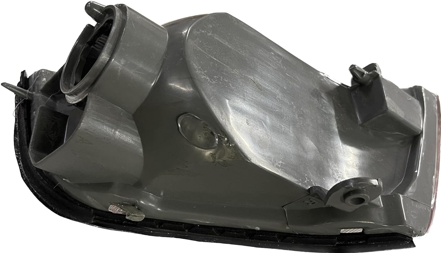 Lancer corner signal lamp

Lancer parking corner light