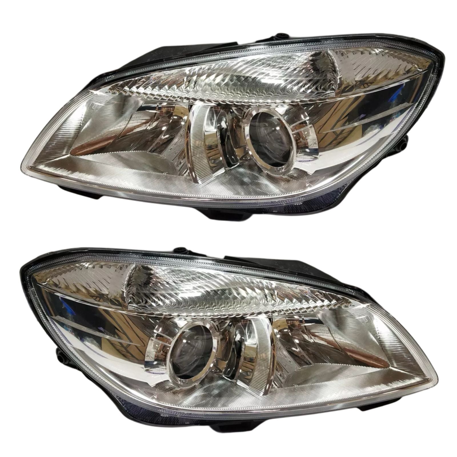 Skoda Rapid Headlight Assembly

Rapid Headlight Replacement