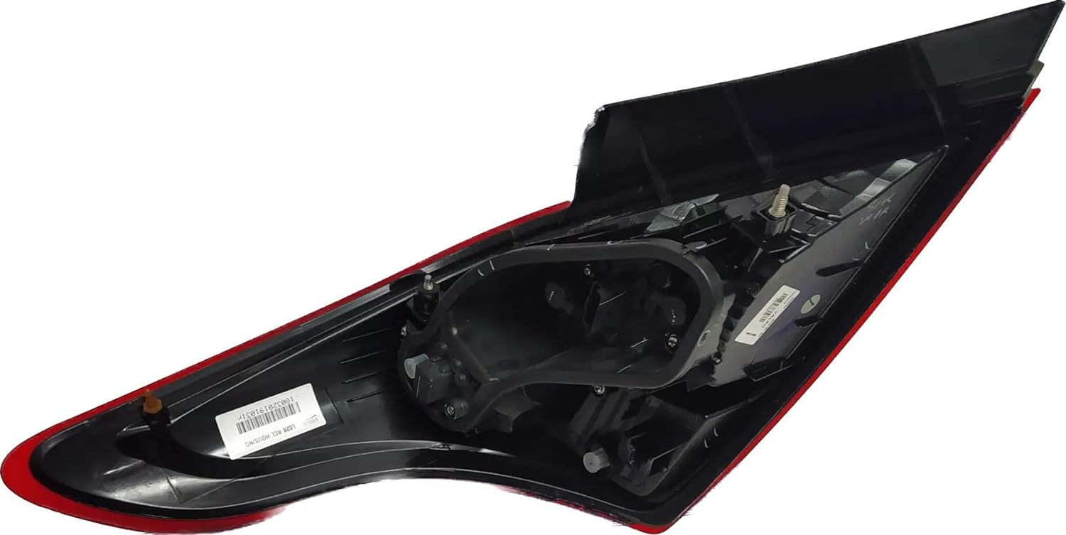 Nissan SUNNY tail lamp
