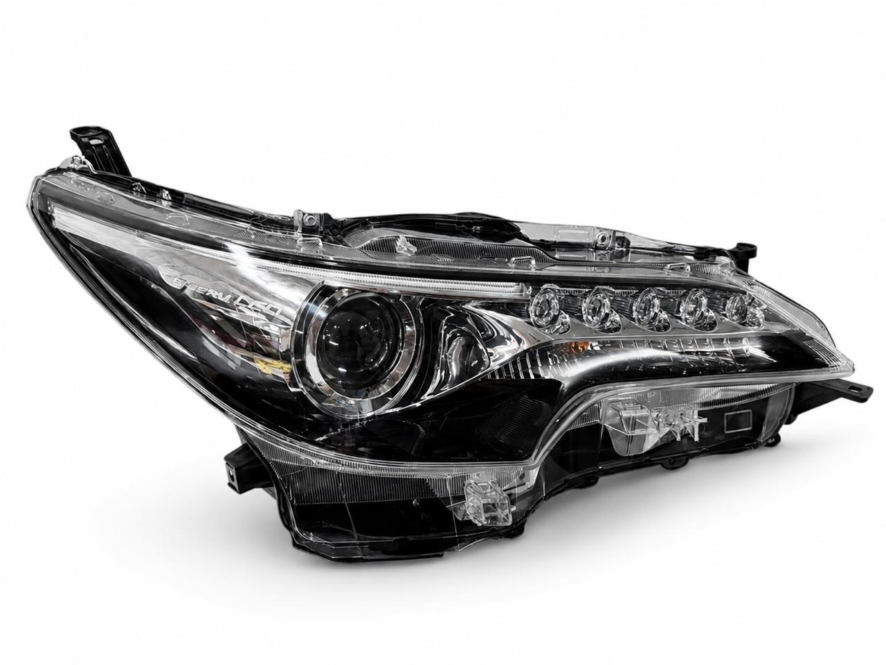 
Fortuner OEM Headlight

Fortuner Front Lamp
