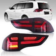 Mitsubishi Pajero 2011 back lamp

Mitsubishi Pajero 2012 taillight
