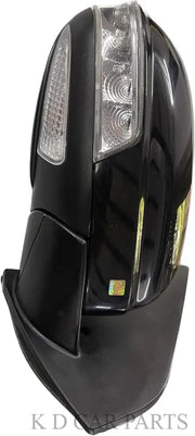 Electric mirror Mahindra XUV500
XUV500 wing mirror with indicator