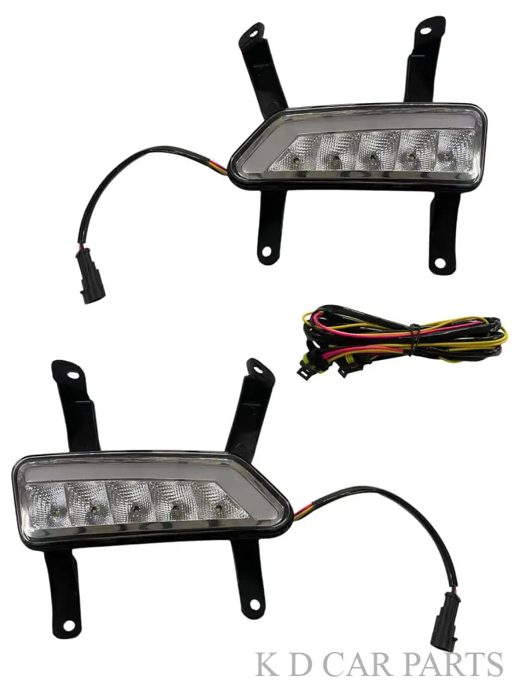 xuv 700 fog lamp set