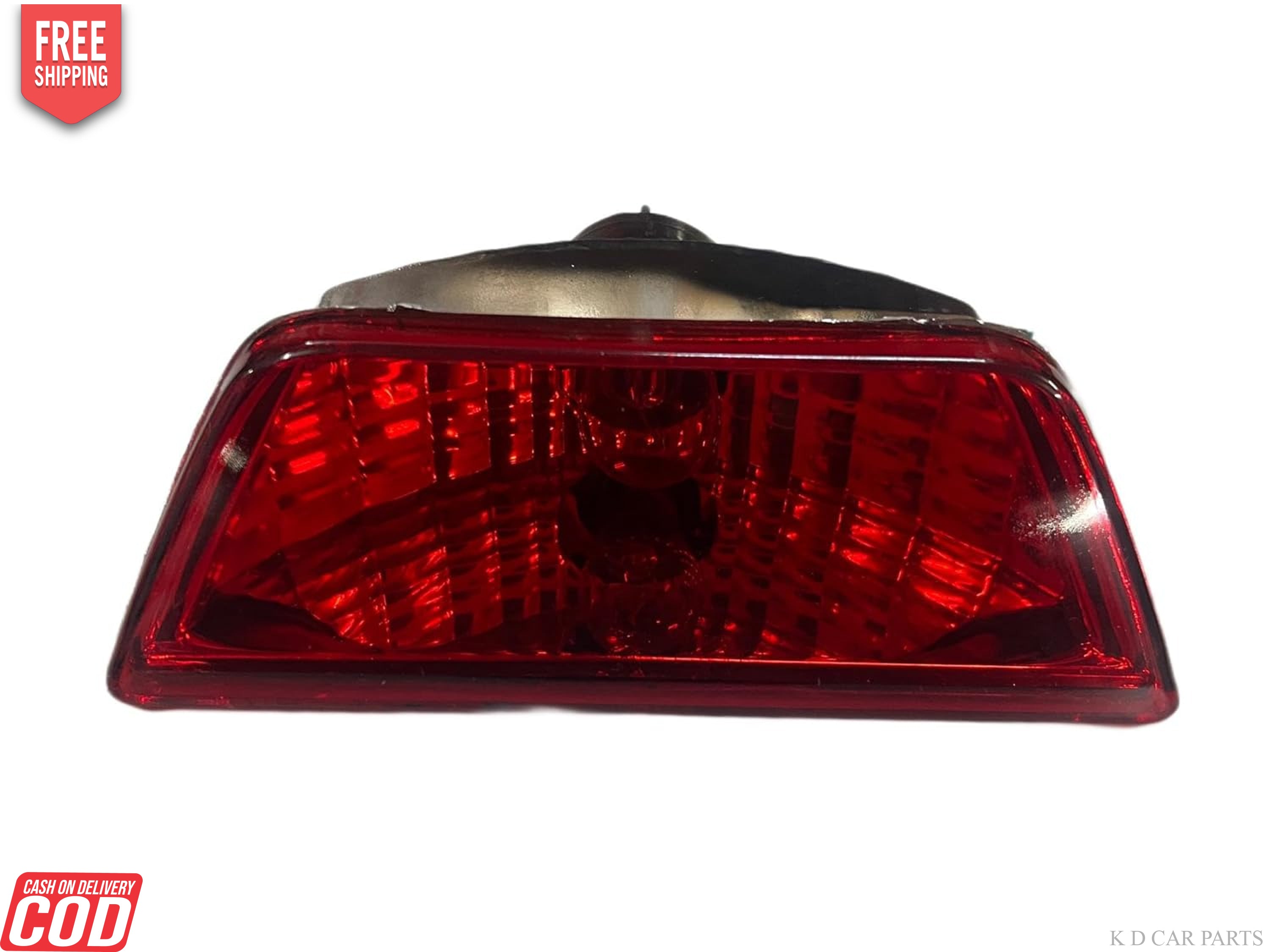 A red rear bumper light for a Maruti Wagonr (2006-2010) model, showing the light and the back of a vehicle with a visible license plate.