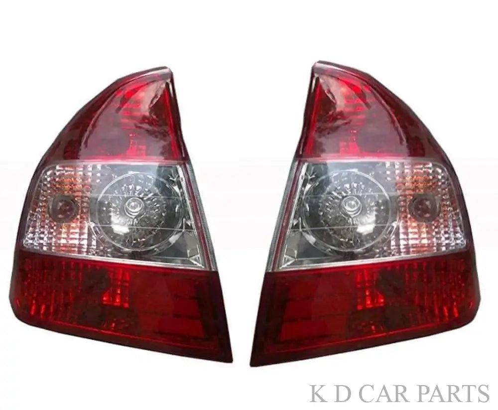 Red tail light assembly for Hyundai Accent 1999-2012, including brake lights and a clear lens.