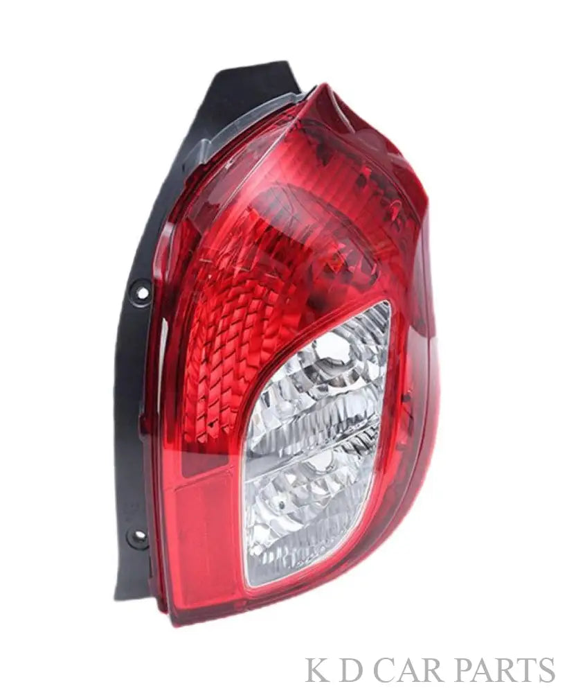 Red tail light assembly for Maruti ALTO 800 vehicle.