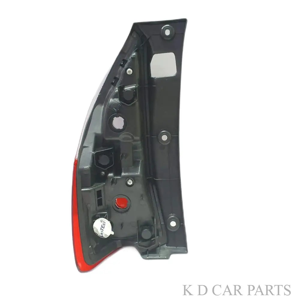Red tail light assembly for Toyota Innova CRYSTA 2016-Present with a black housing and clear lens.