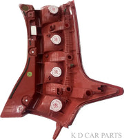 XUV500 left/right tail light
