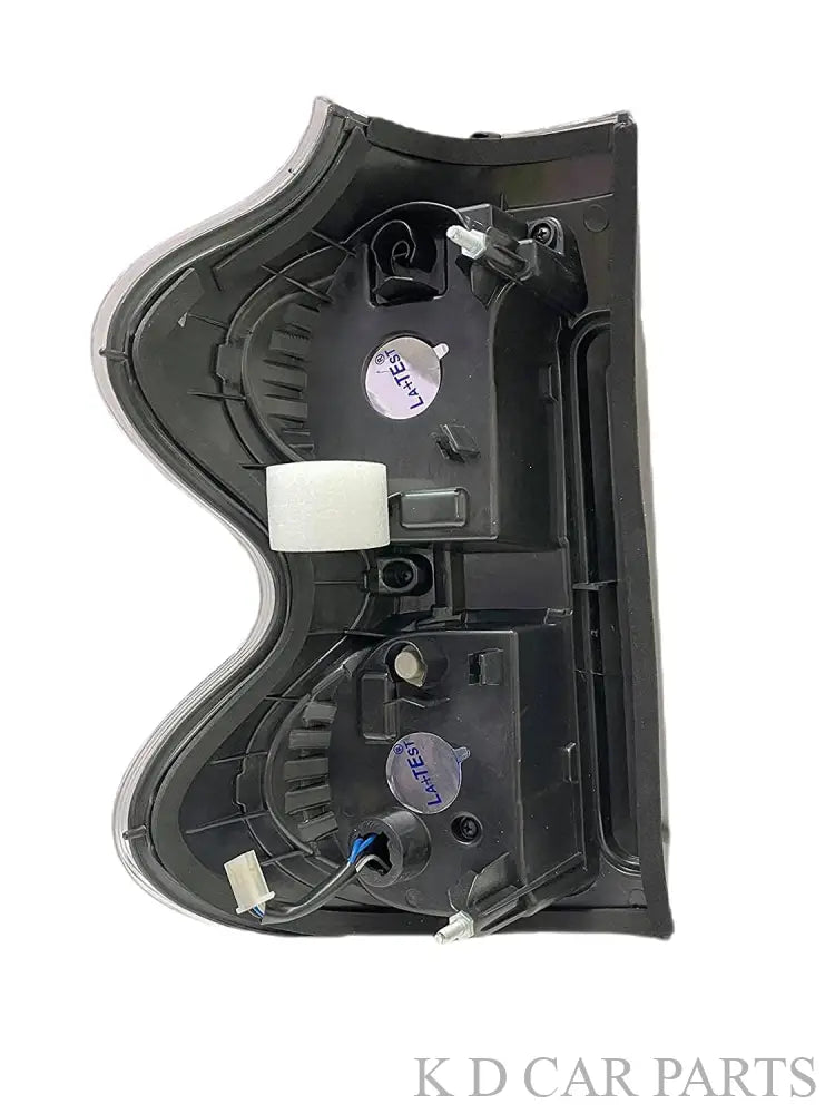 Red tail light for Mahindra Scorpio S10, featuring clear, break-resistant lens and a classic, elegant design.